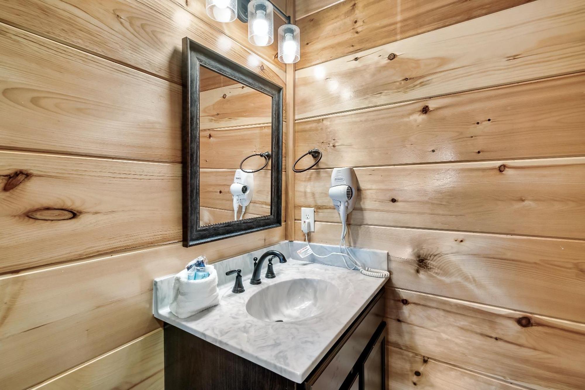 Full Equipped Cabin With A Pool And Game Room Smokies Views Гатлинбург Экстерьер фото